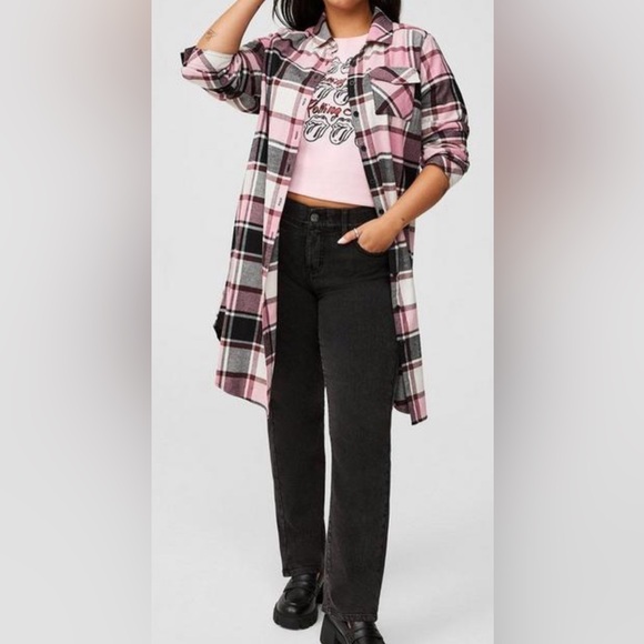 #2010 TORRID Flannel Midi Shacket Landen Plaid Pink, Burgundy, Black, White Cozy - Picture 3 of 9